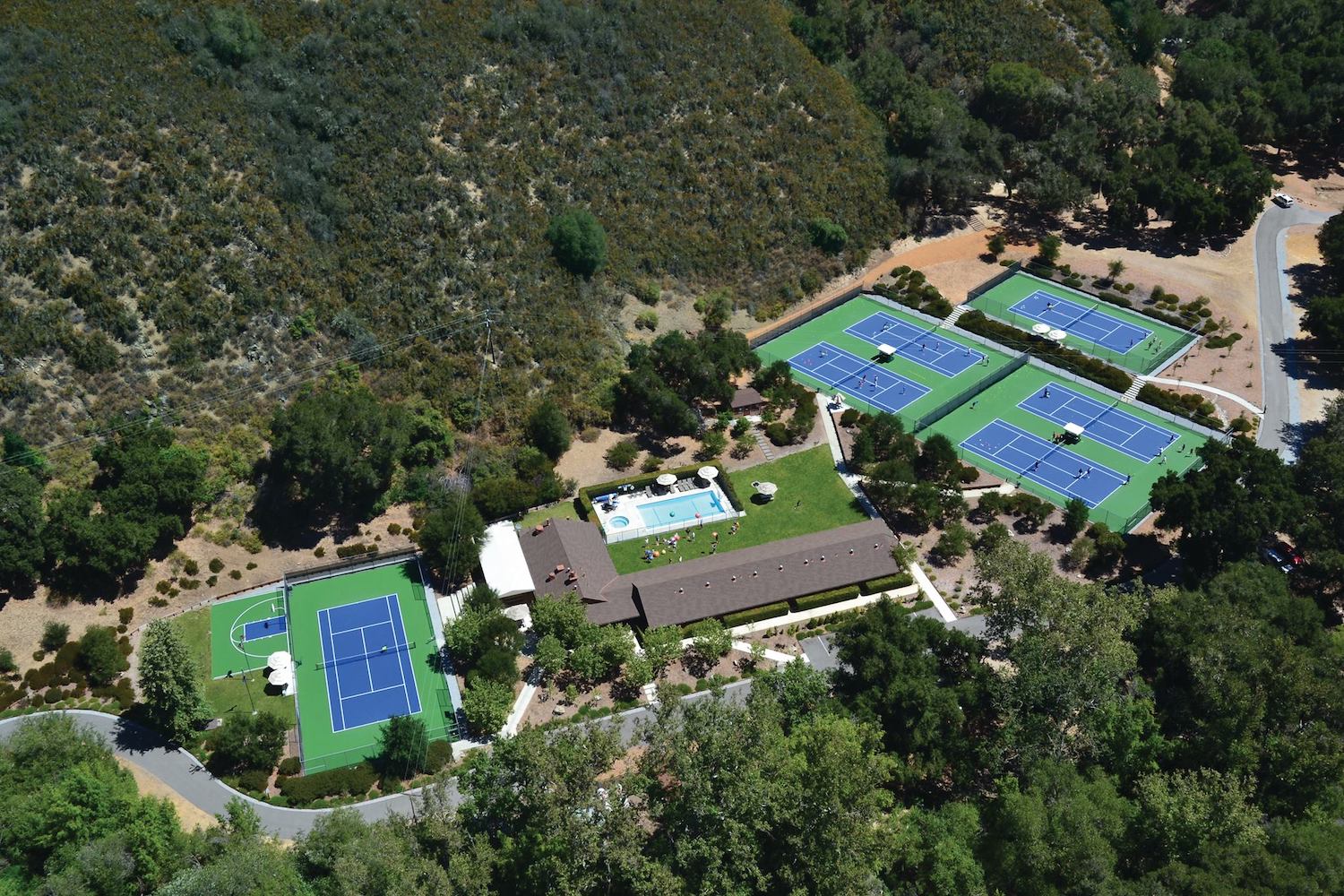 Where to play tennis in San Diego featuring the Carmel Valley Tennis