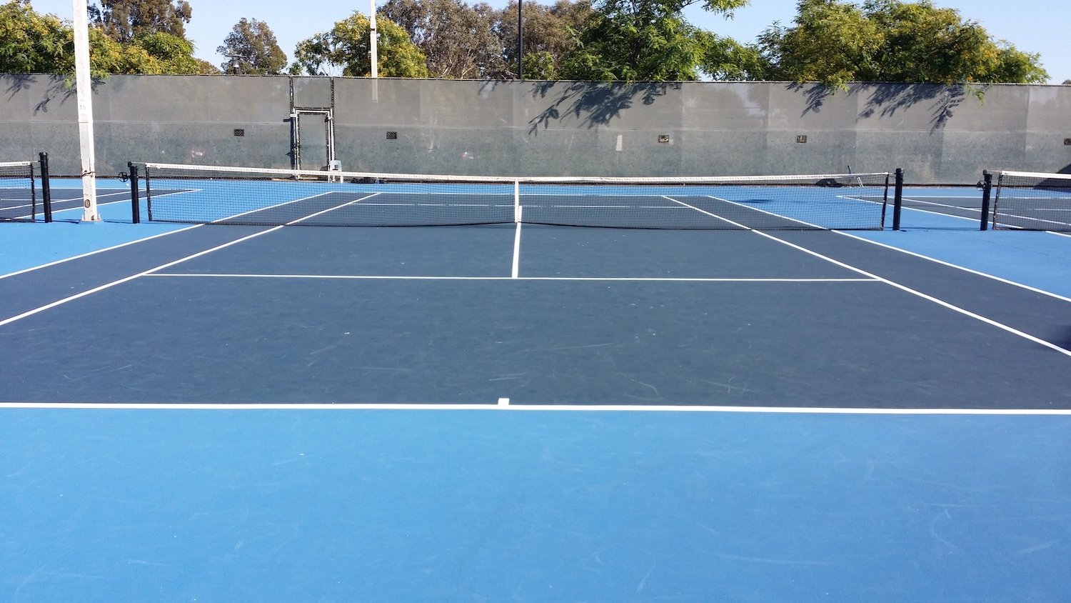 Where to play tennis in San Diego featuring San Diego Mesa College tennis courts