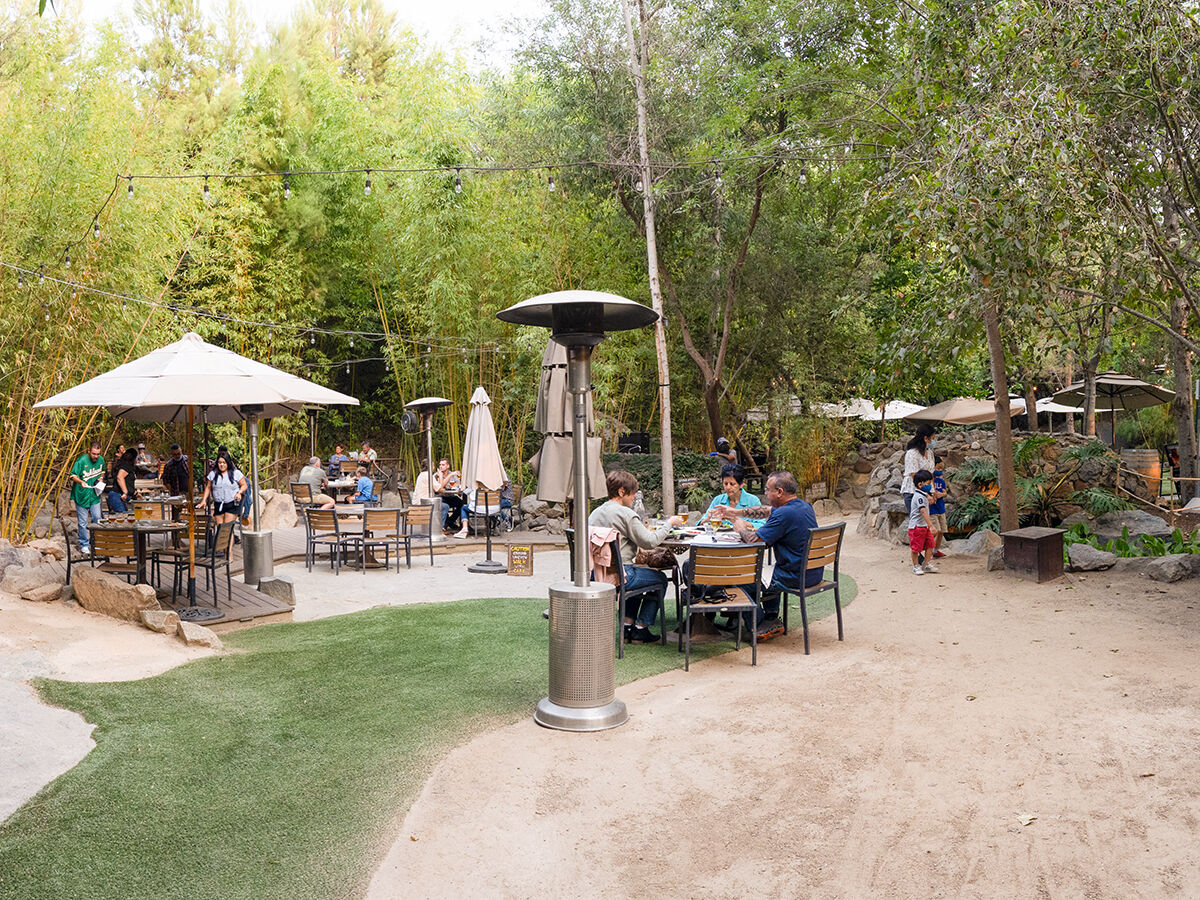 Patios / Stone Brewing World Bistro & Gardens