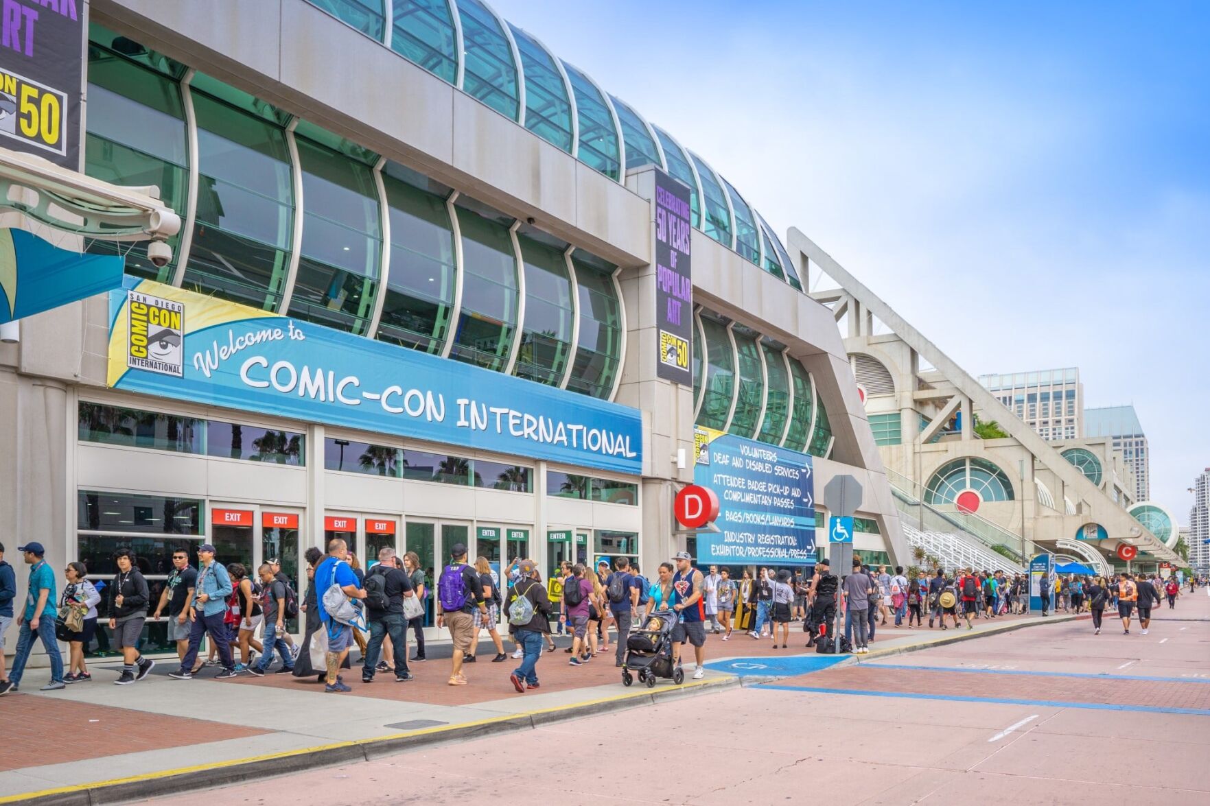 Comic-Con Outside