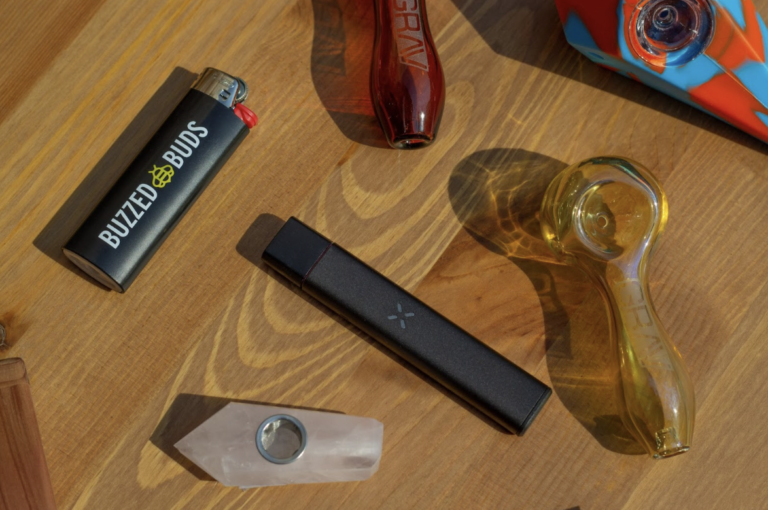 Best Weed Accessories Top 5 Gadgets & Grinders In 2023 San Diego