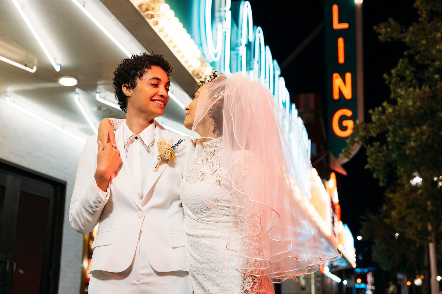 I Officiate Las Vegas Weddings, Including People Who Just Met