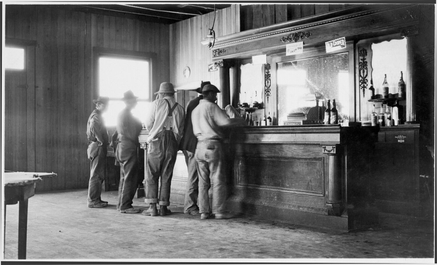 San Diego Tivoli Bar and Grill Gaslamp History Oldest Bar Pub