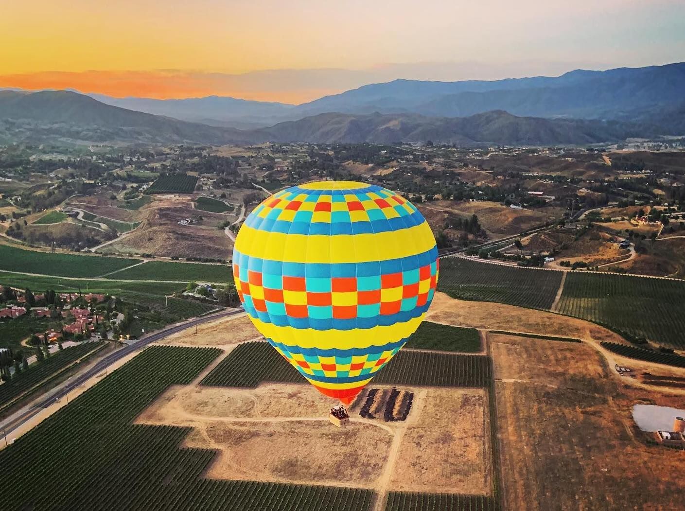 Compass Balloons