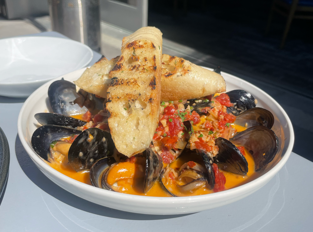 Best food and drink San Diego: Steamed Mussels from JRDN restaurant Pacific Beach