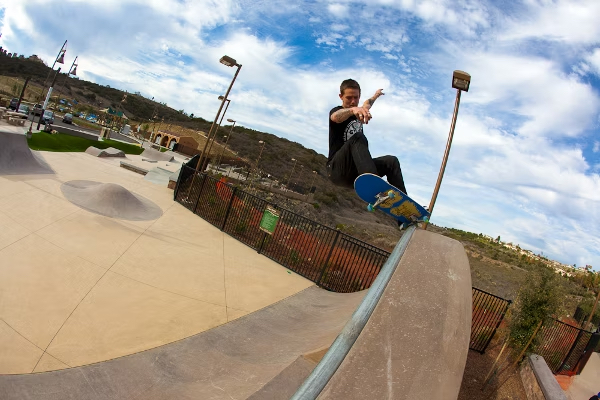 Alga Norte Carlsbad State Park in San Diego featuring a skateboarder on a half-pipe