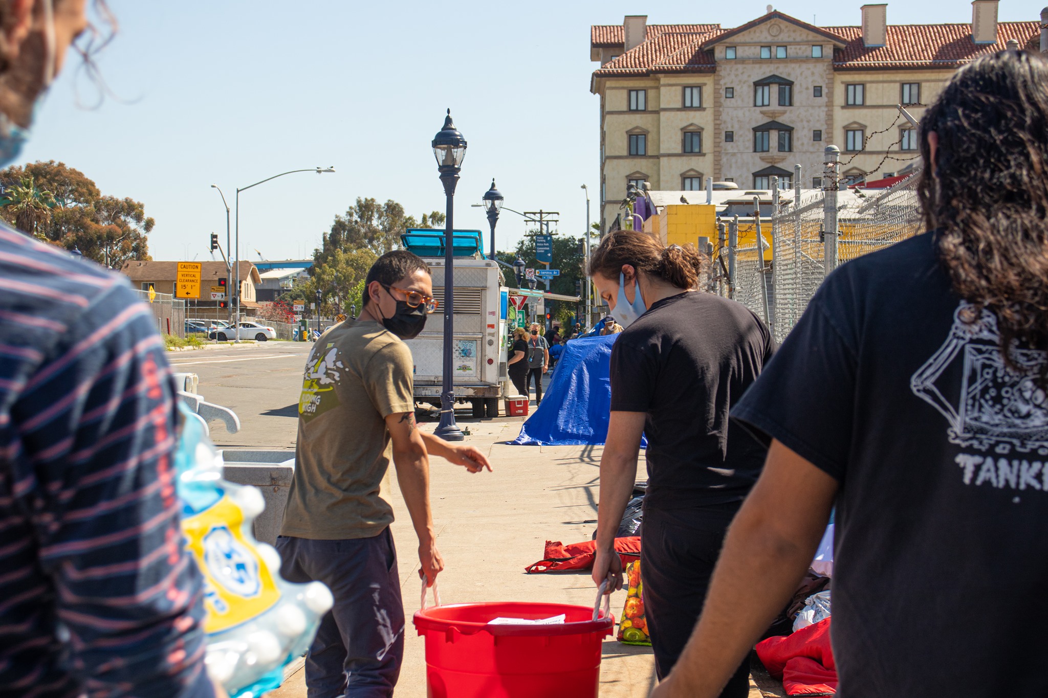 San Diego nonprofit Community Plate Initiative handing out meals to local homeless people in downtown
