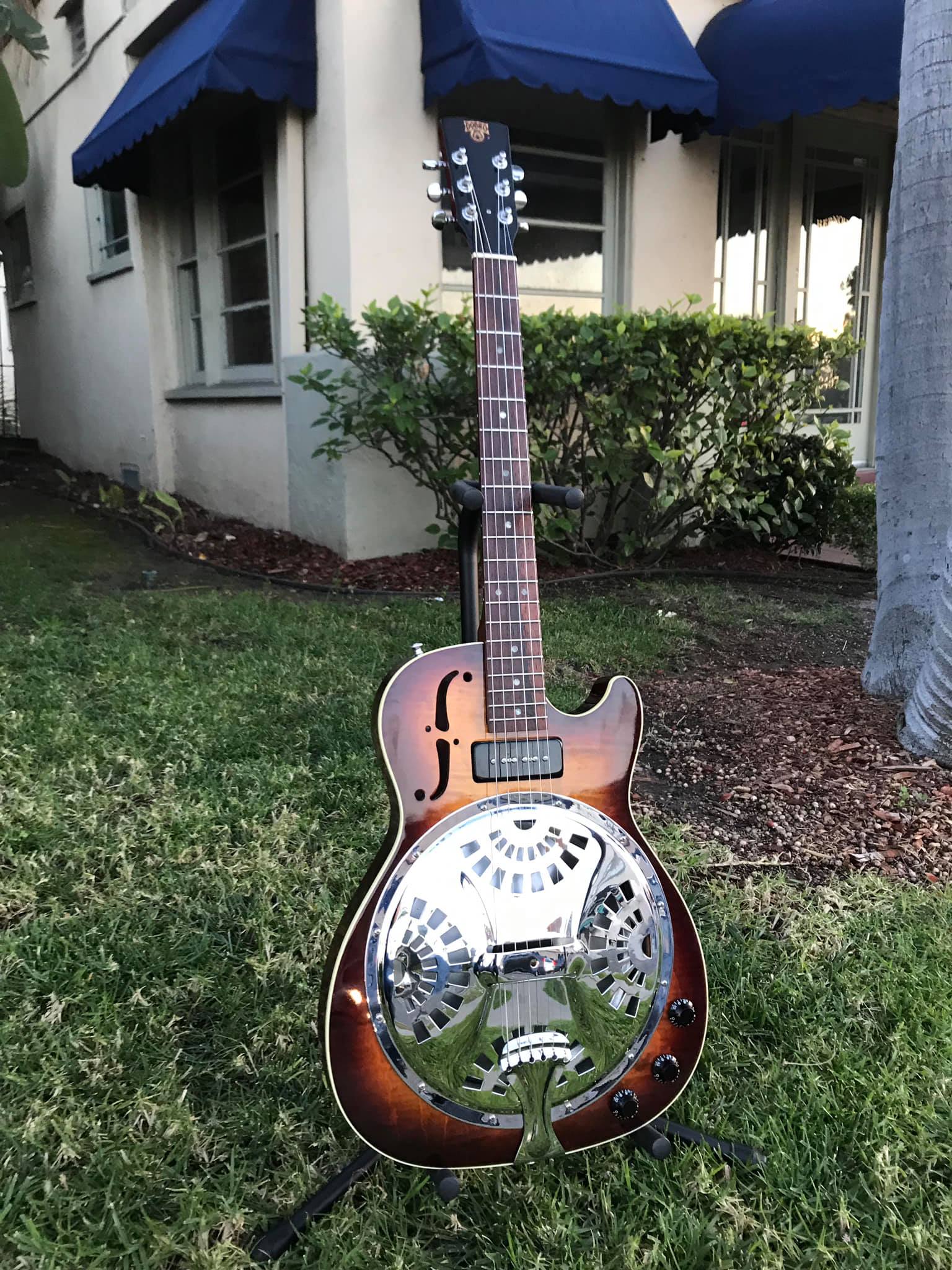 Antique guitar from San Diego music shop Moze Guitars in La Mesa