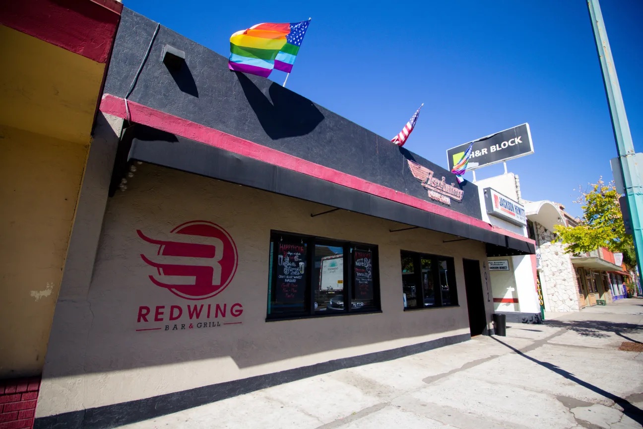 Exterior San Diego Karaoke Bar Redwing Bar & Grill in North Park featuring weekly karaoke events