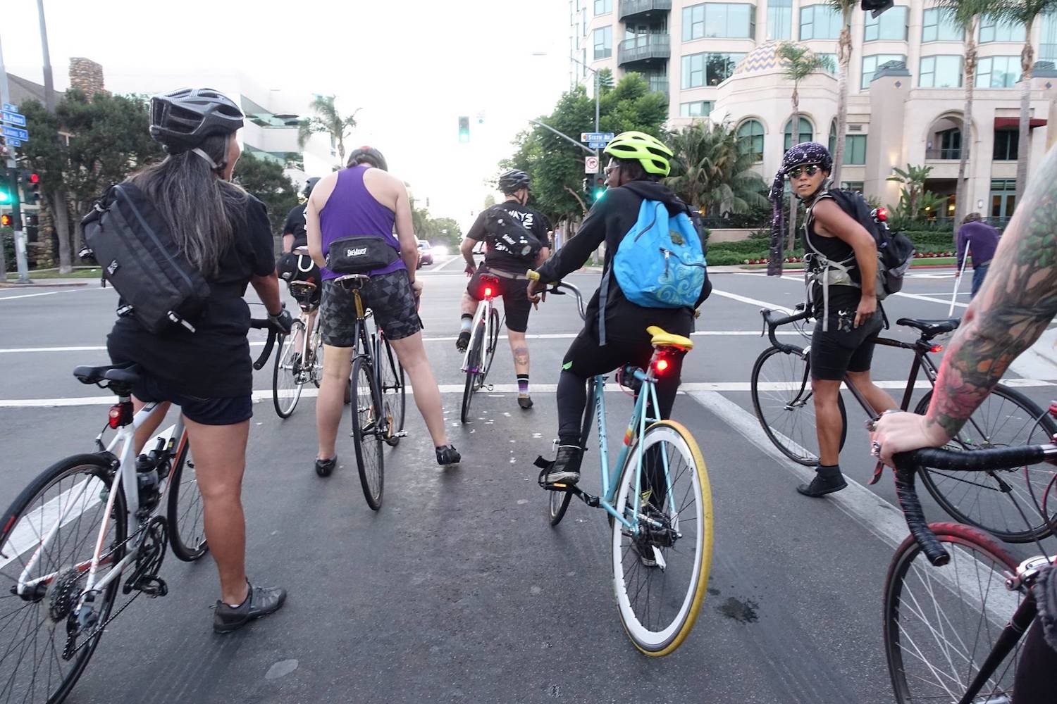 San Diego biking club SheWolves Thursday night bike rides LGBTQ+ friendly
