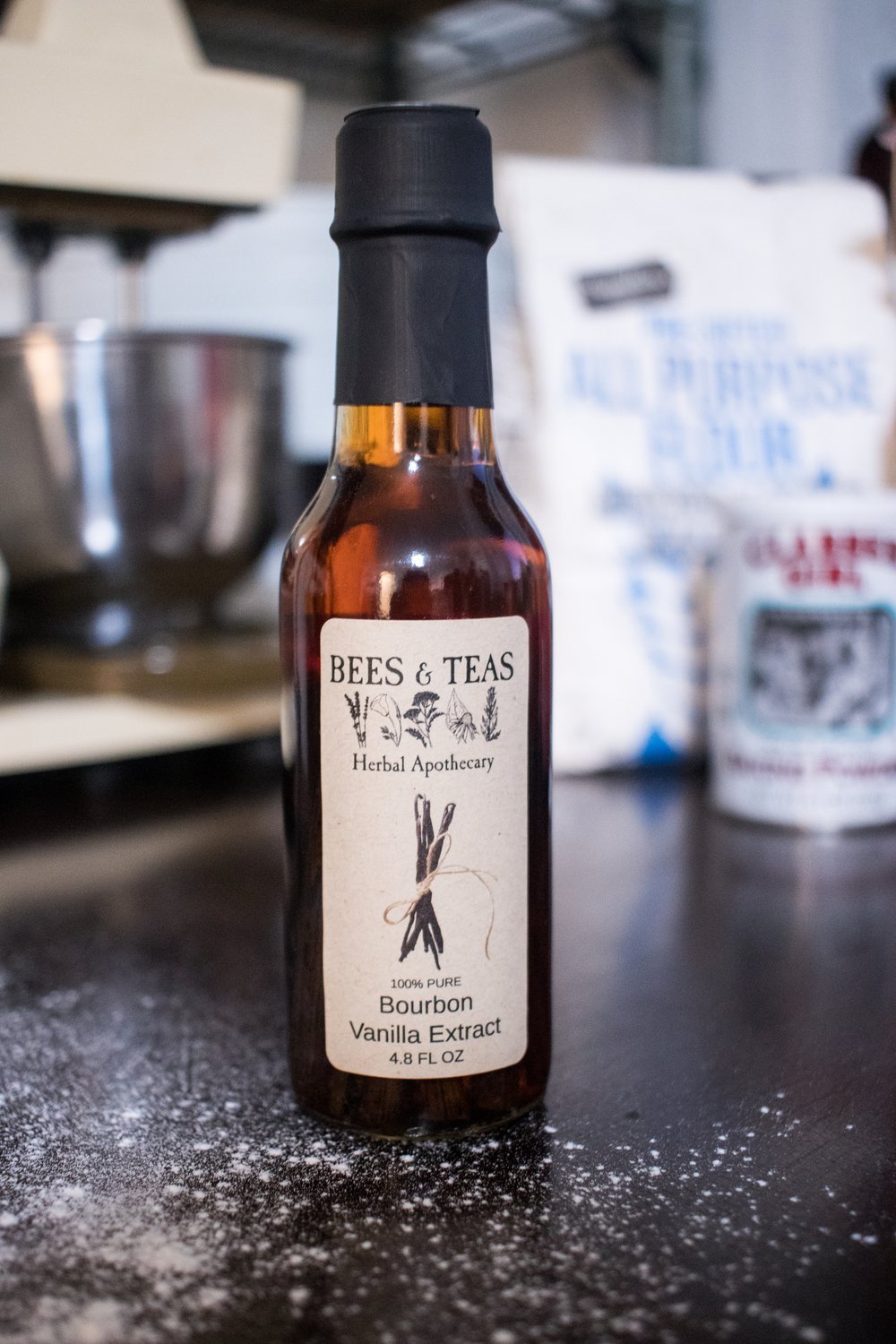 San Diego gifts to buy this holiday season featuring Bourbon Vanilla Extract from Bees & Teas Herbal Apothecary