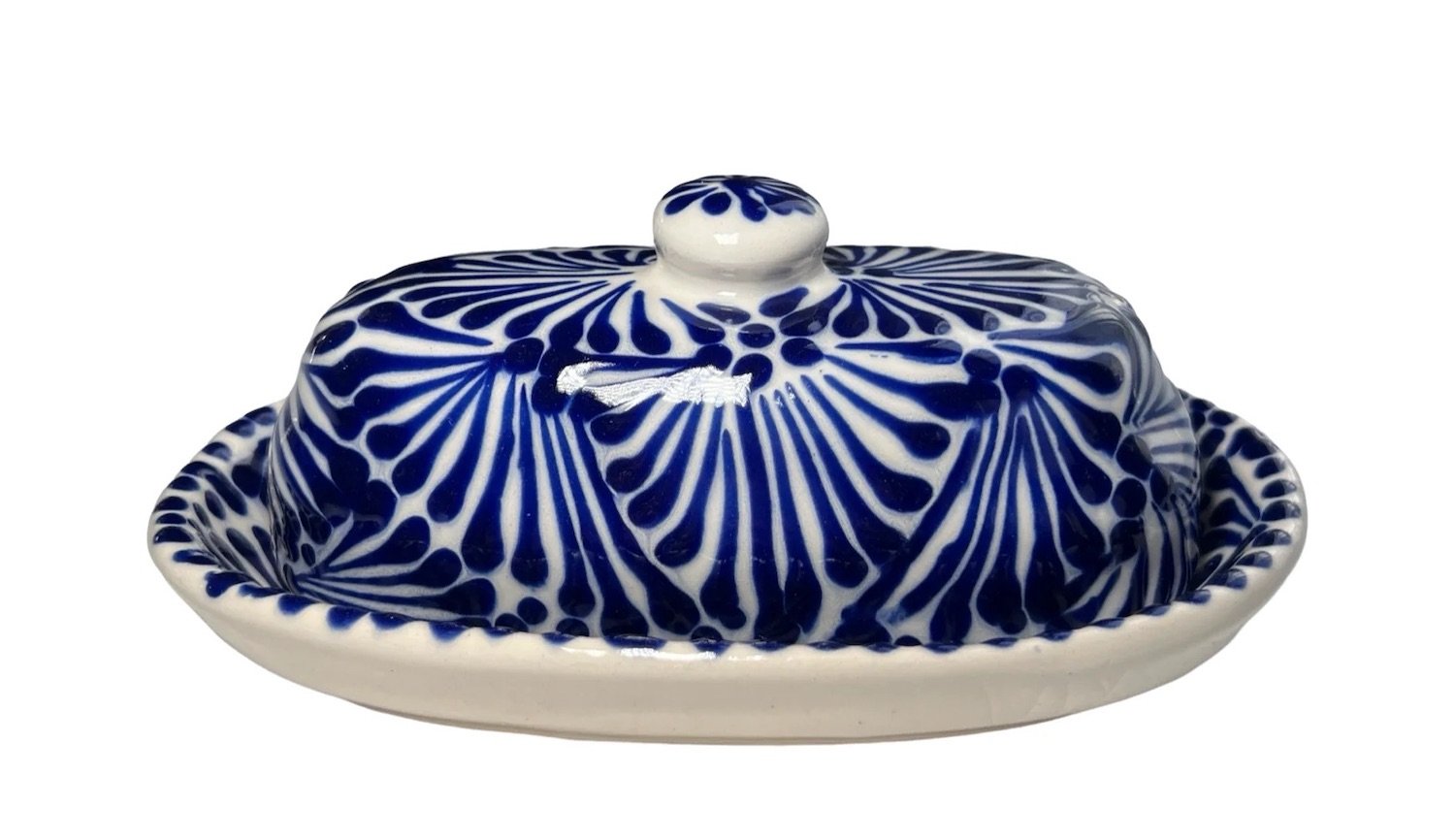 San Diego gifts to buy this holiday season featuring Puebla Talavera Mantequilla from Casa y Cocina