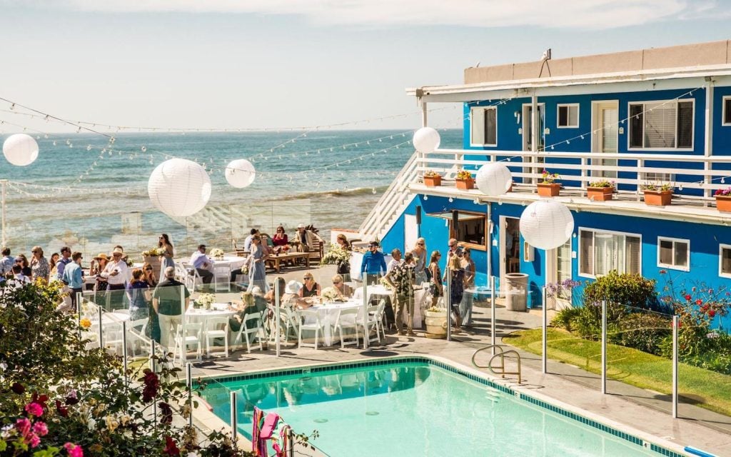 Best San Diego wedding venues featuring The Inn at Sunset Cliffs in Ocean Beach 