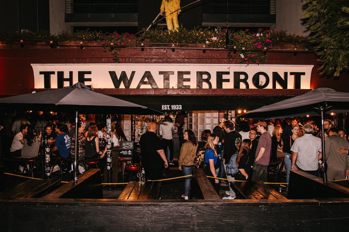 Exterior of late night food spot  Waterfront Bar & Grill in Little Italy, San Diego