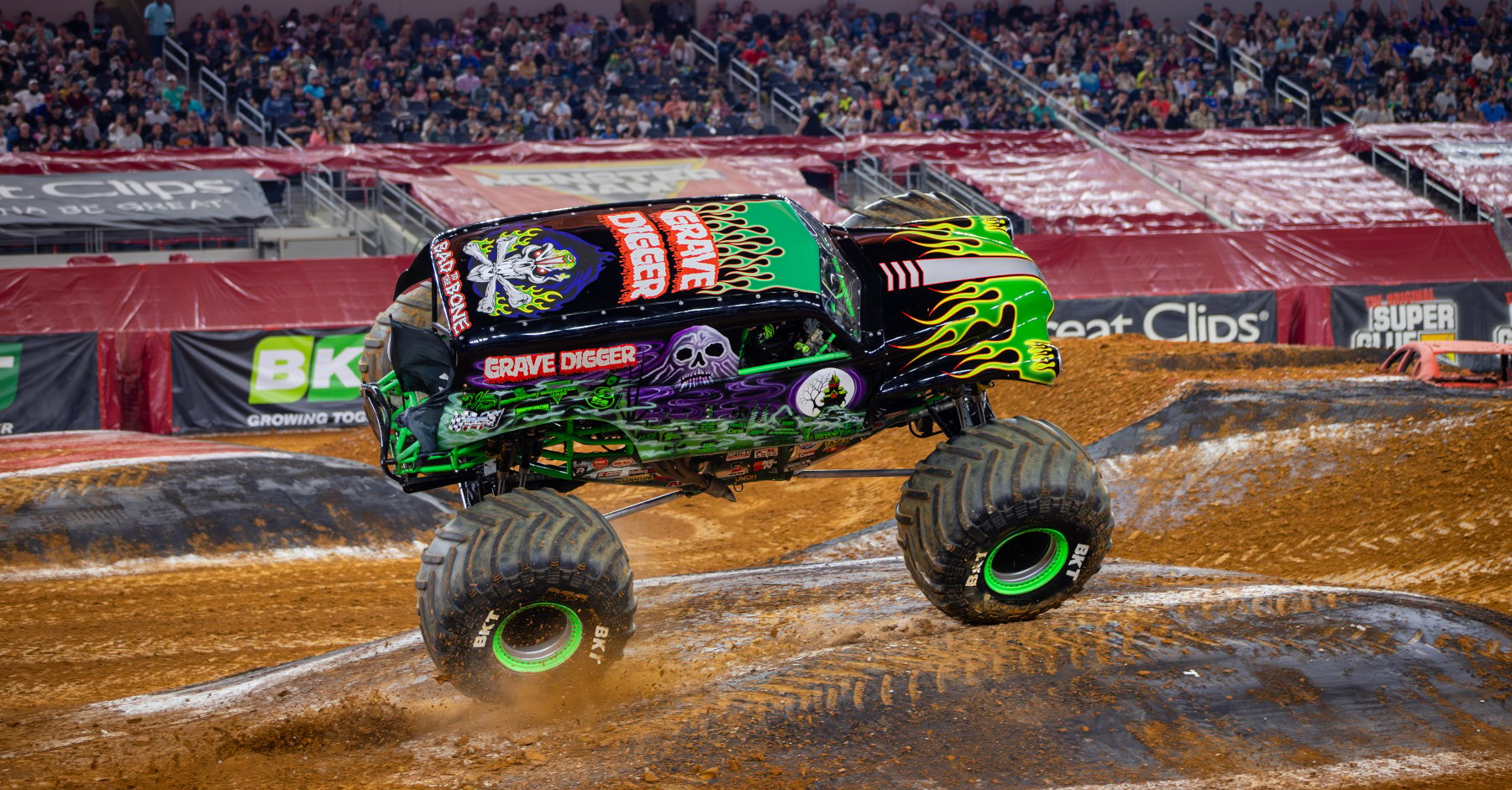 San Diego sports events this month January 2025 featuring the Monster Jam at Snapdragon Stadium