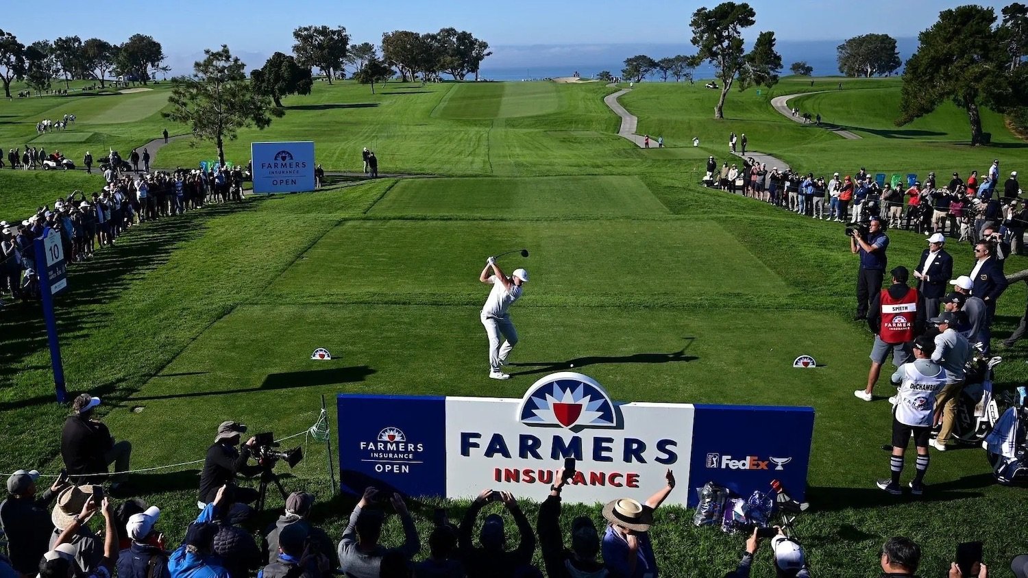 San Diego sports events this month January 2025 featuring the Farmers Insurance Open PGA event at Torrey Pines Golf Course