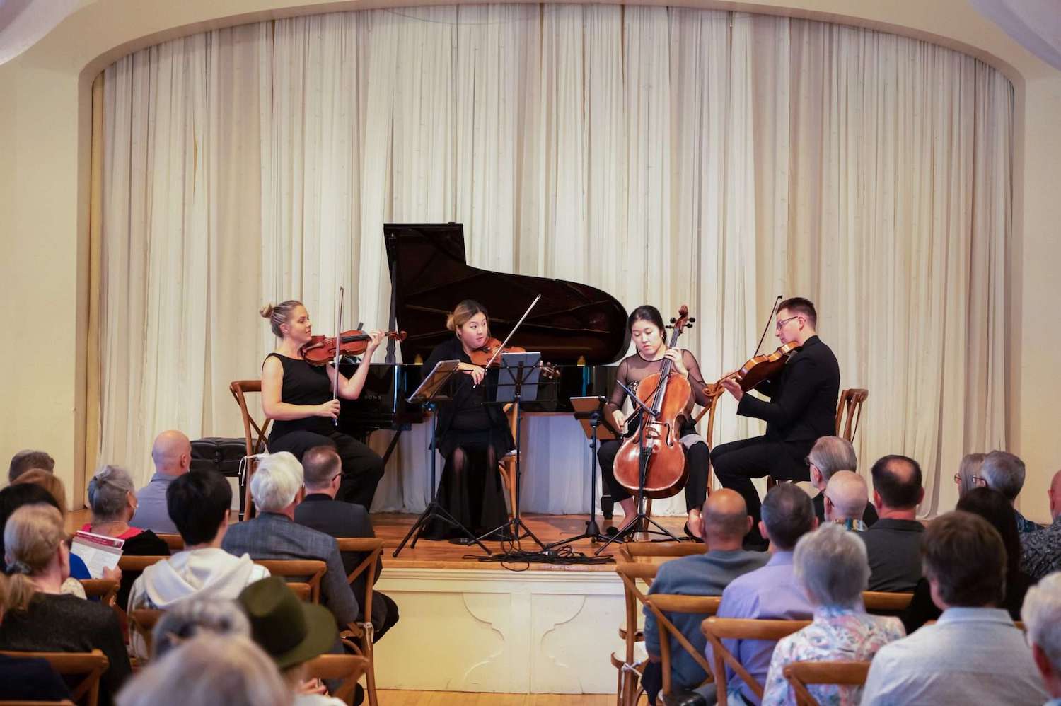 Le Salon de Musiques champagne and tea concert series