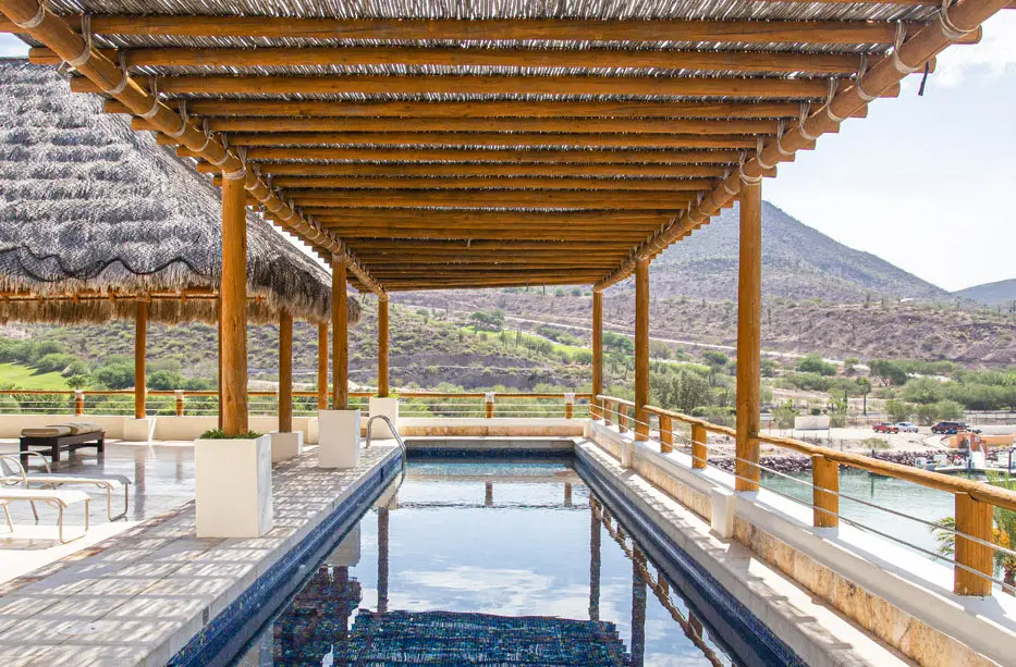 Rooftop pool at Baja California Sur's Hotel Indigo La Paz Puerta Cortés hotel in Mexico
