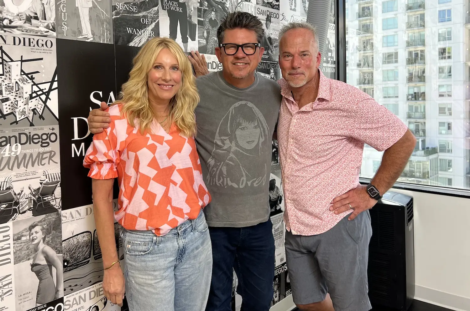 San Diego restaurant En Fuego Cantina & Grill in Del Mar on the Happy Half Hour Podcast with Troy Johnson featuring owners John and Sara Wingate