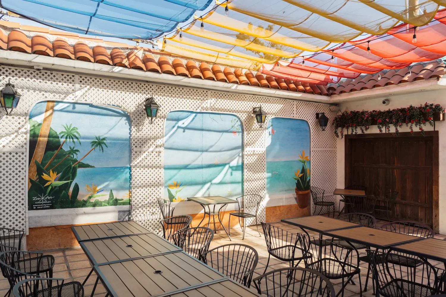 Exterior patio at San Diego Mexican restaurant El Indio in Middletown