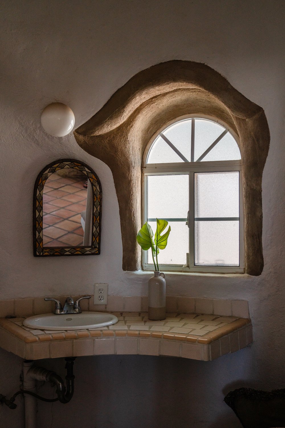 Interior of CalEarth SuperAdobe fire-resistant home structures based on indigenous homes 