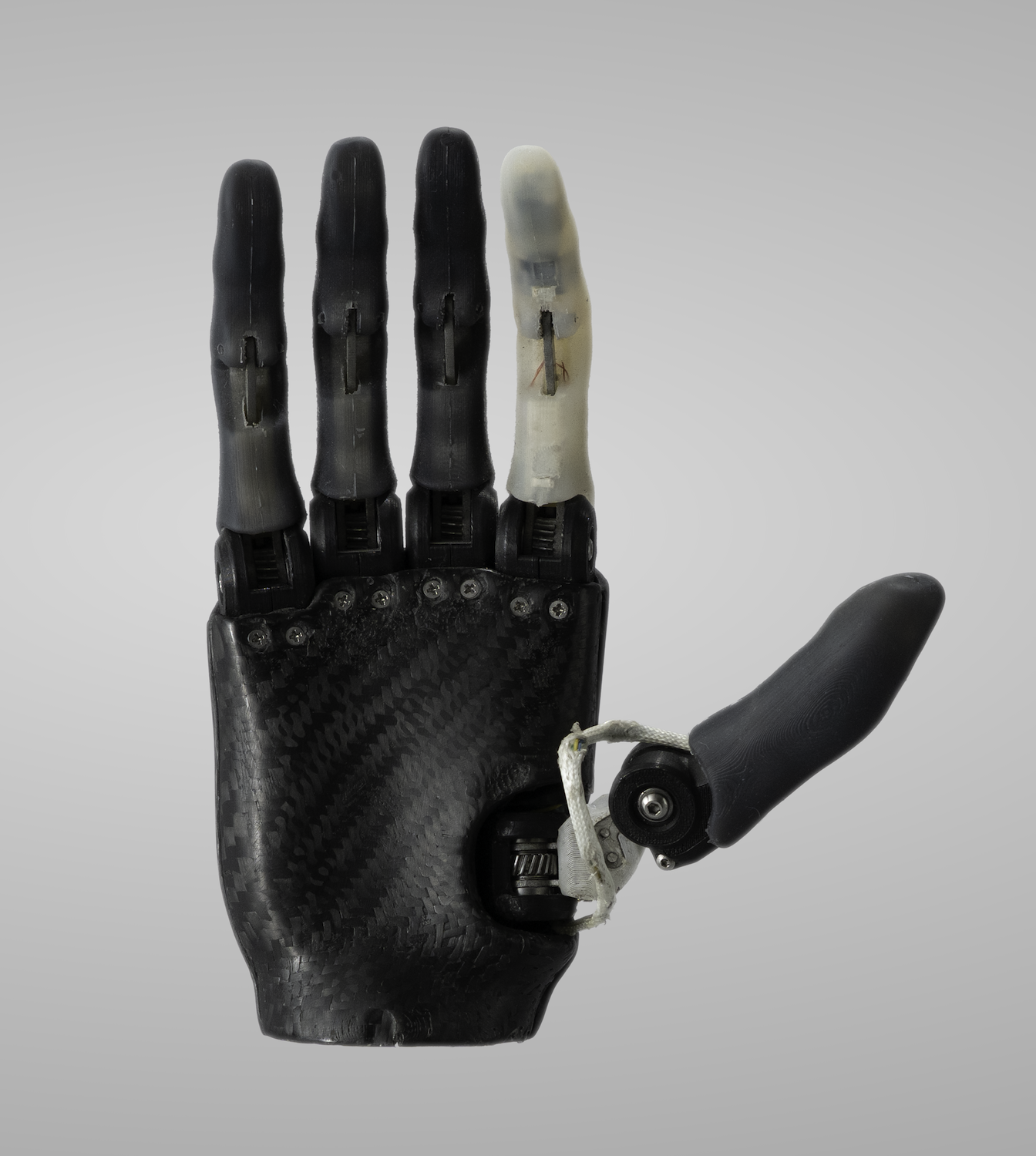 San Diego biomedical company Psyonic building the "Ability Hand" the most advanced bionic hand on the market