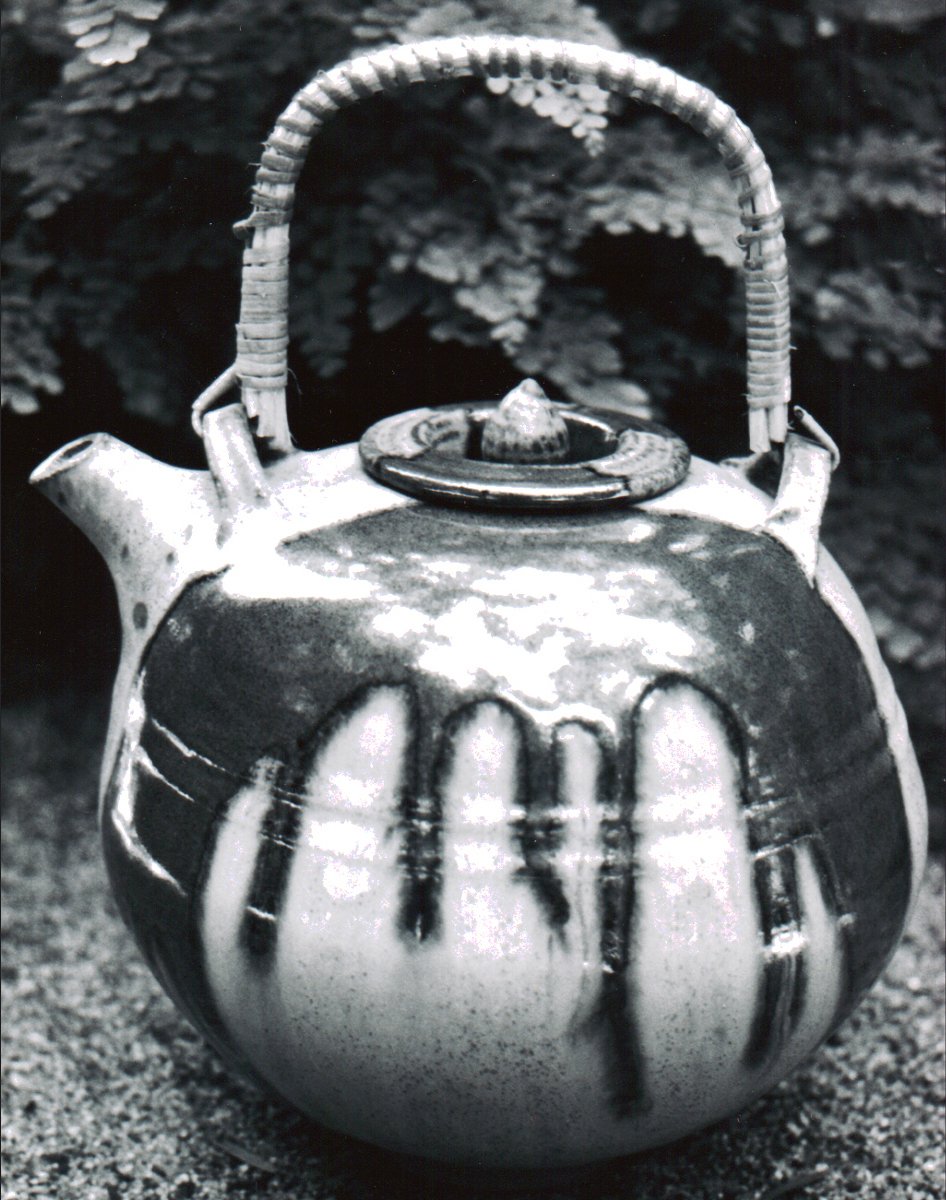 Teapot from San Diego master potter Wayne Chapman