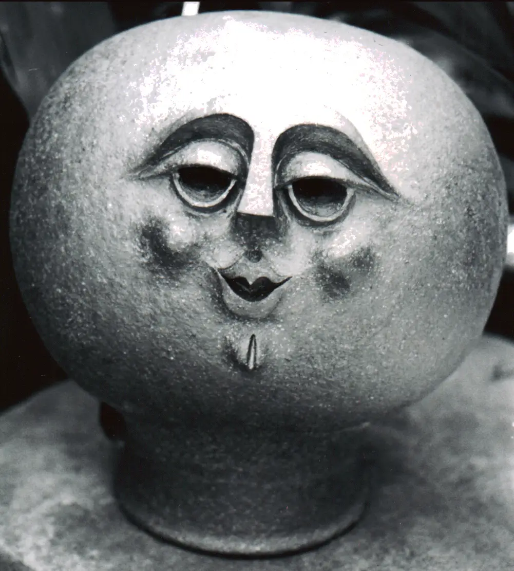 Sculpture of a face from San Diego master potter Wayne Chapman