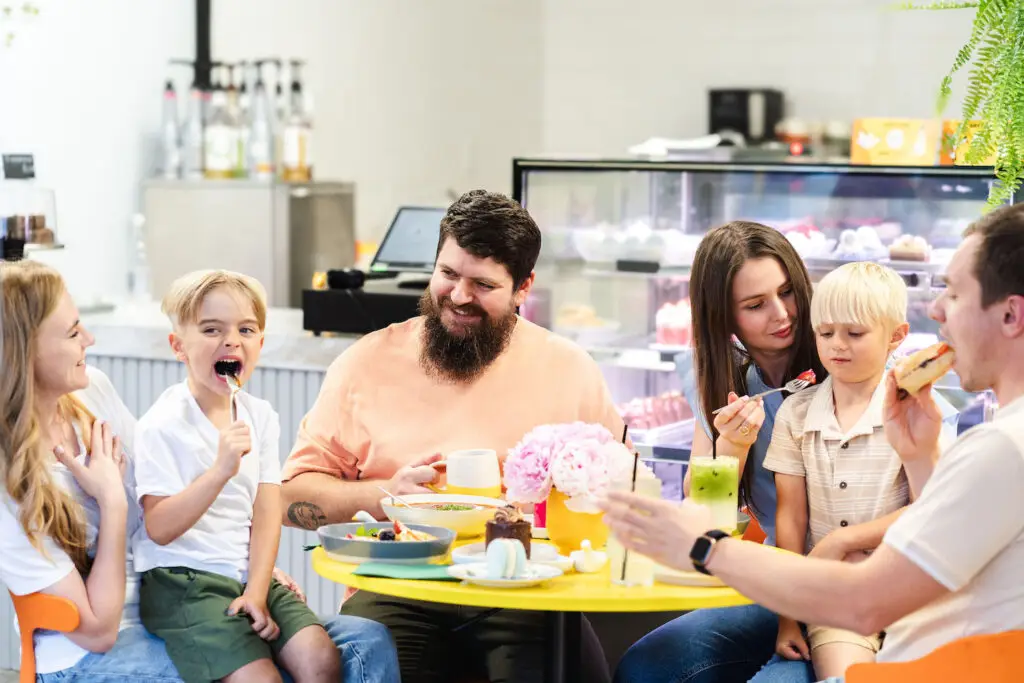 Need to Eat Café Offers Two Couples a Fresh Start in America