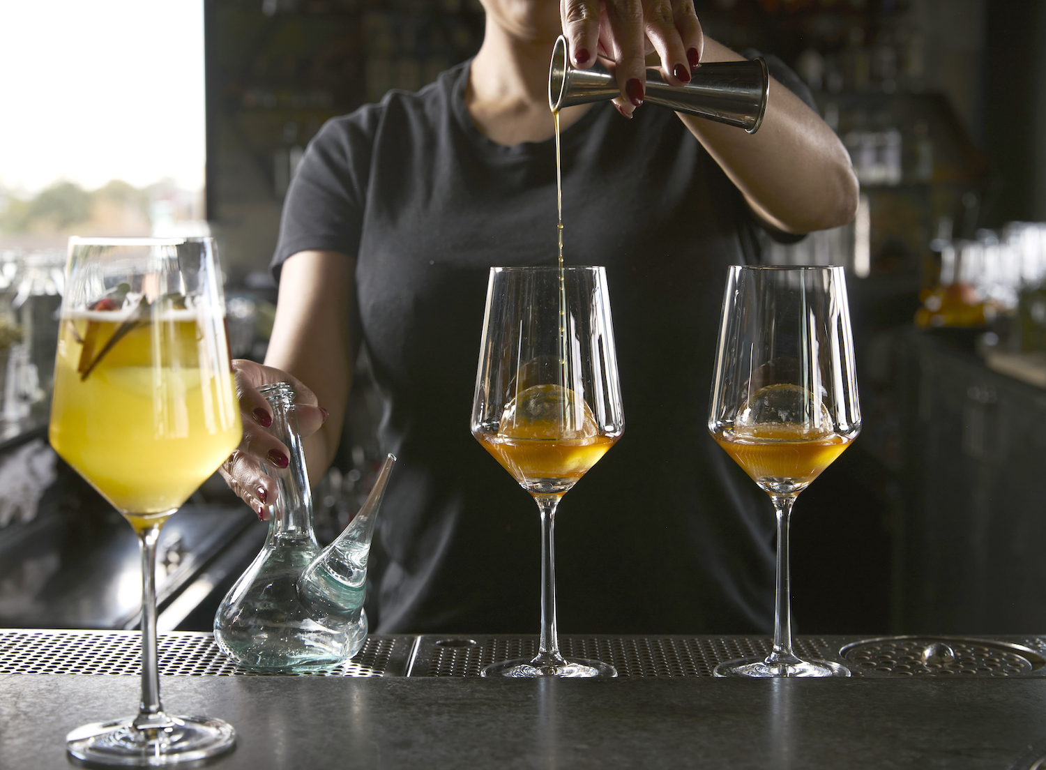 Cocktails and other alcoholic drinks from rooftop bar and restaurant El Five in the Lower Highlands