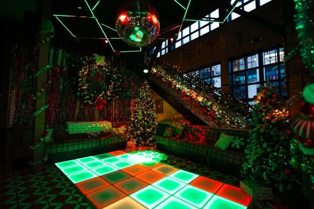 San Diego holiday pop up bar for seasonal cocktails featuring XMAS Bar at John Boy in the Gaslamp Quarter