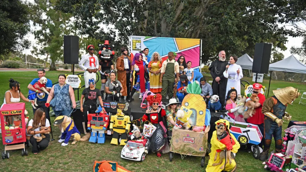 10 Ways to Enjoy Comic-Con 2026 Without a Badge 